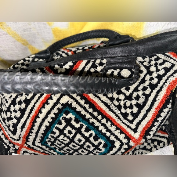 Cleobella Weekender Bag- Excellent Quality, Genuine Leather, Tribal Print - Picture 7 of 16